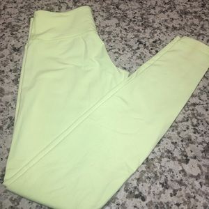 Lululemon leggings size 4
